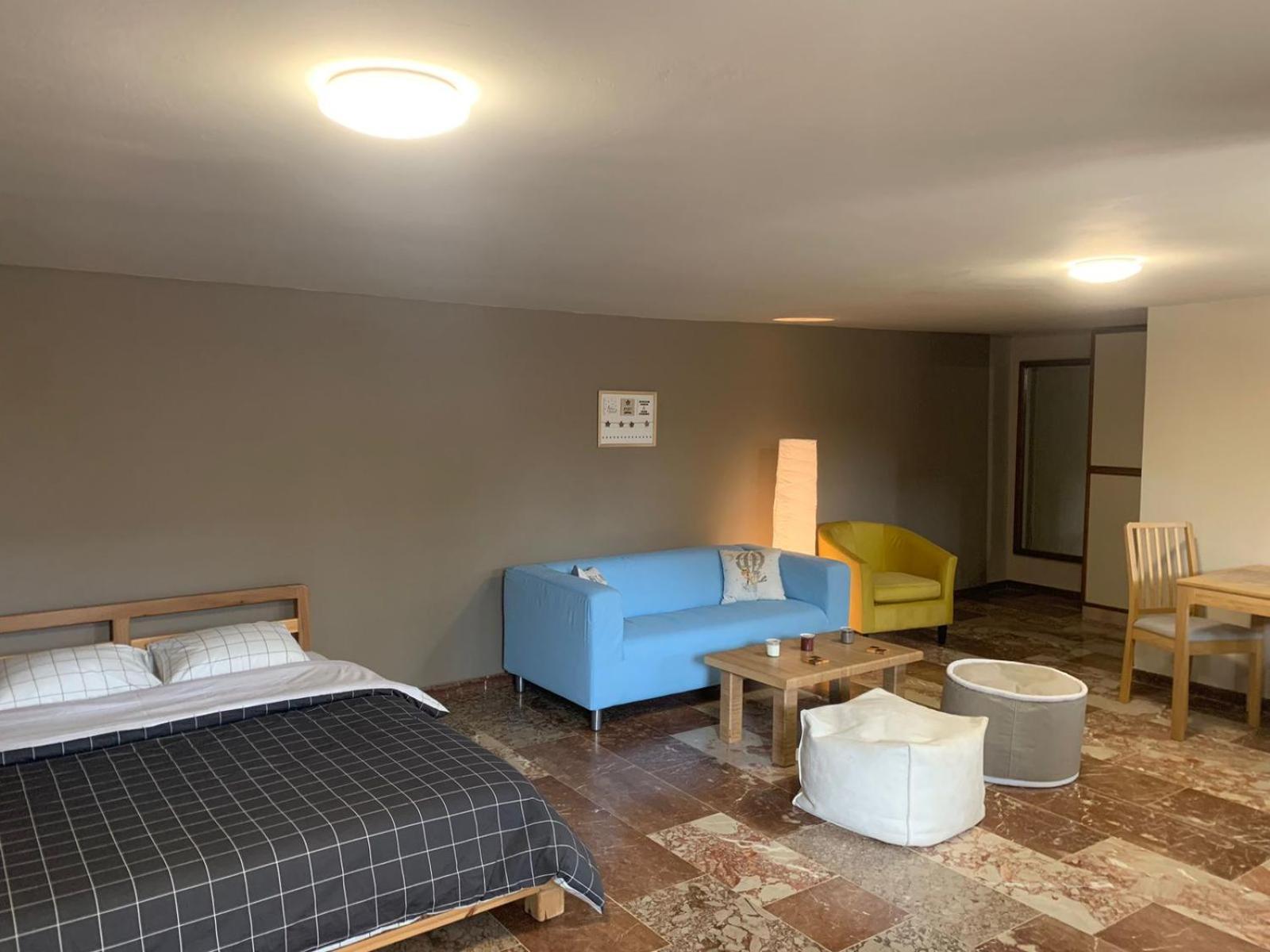 Zoes Place Apartment Artemida  Bagian luar foto